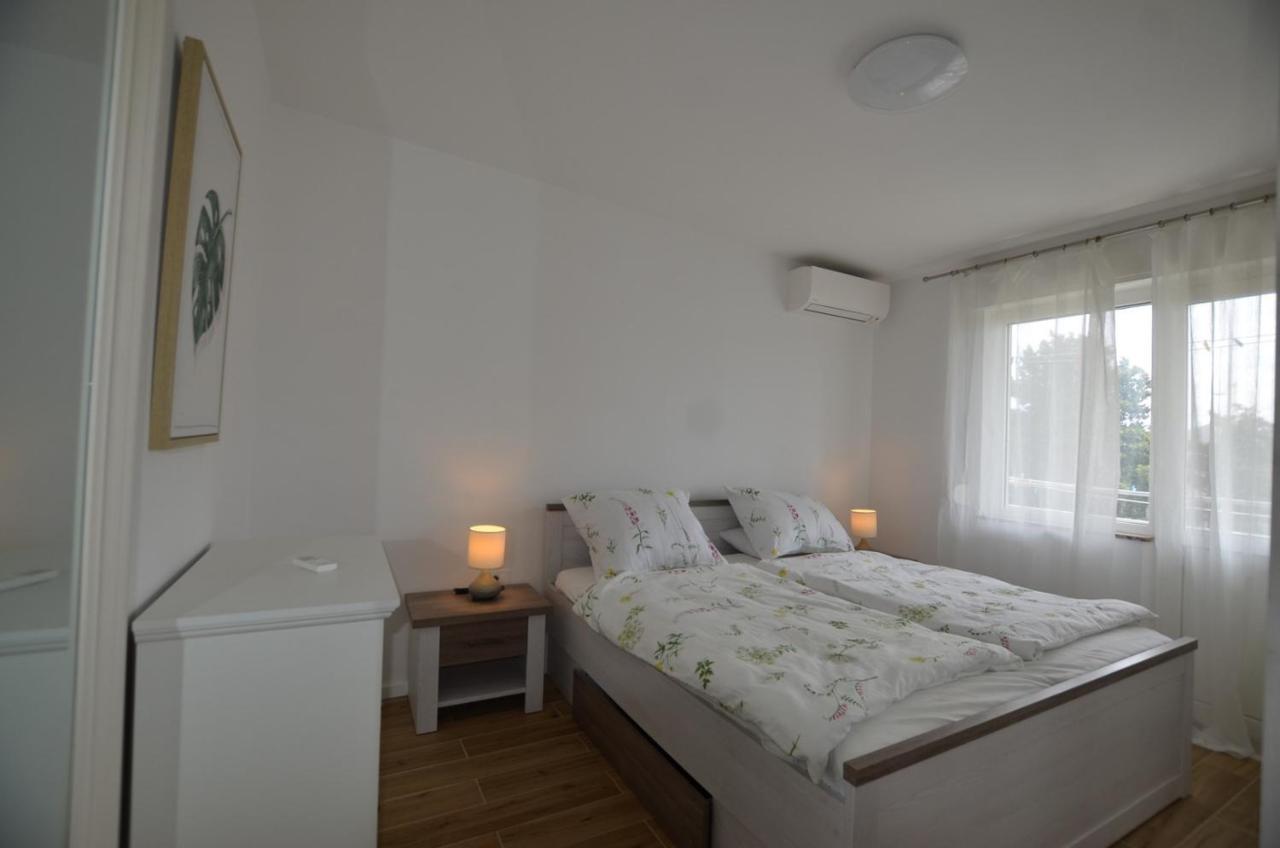 Sarah Apartment روفينج المظهر الخارجي الصورة