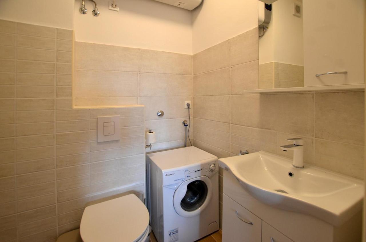 Sarah Apartment روفينج المظهر الخارجي الصورة